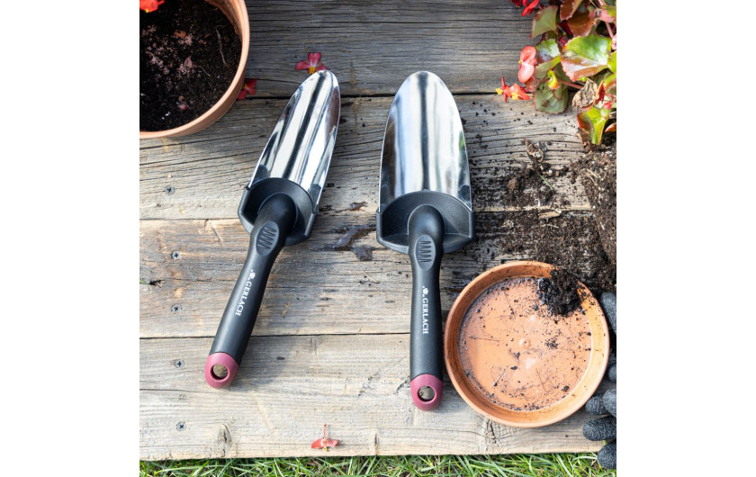 Široká ocelová obracečka