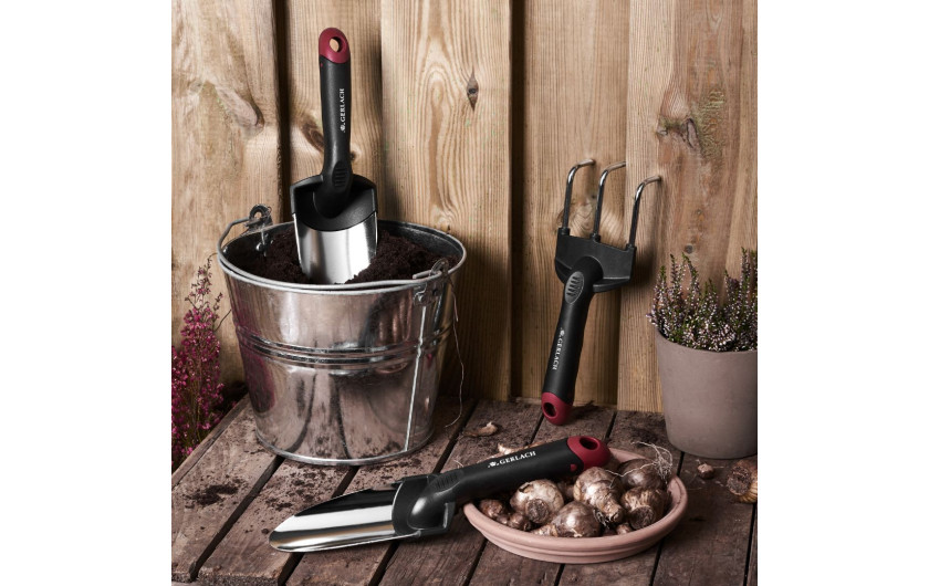 Široká ocelová obracečka