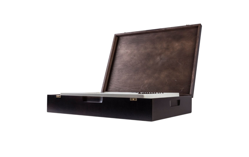 Zestaw sztućc&oacute;w w drewnianej skrzyni 68 szt. połysk RETRO